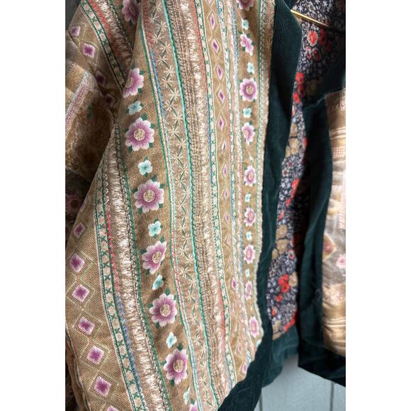 Vintage 70s Boho Patchwork Velvet Brocade Jacket – Floral Lined Kimono Style - Picture 3 of 7